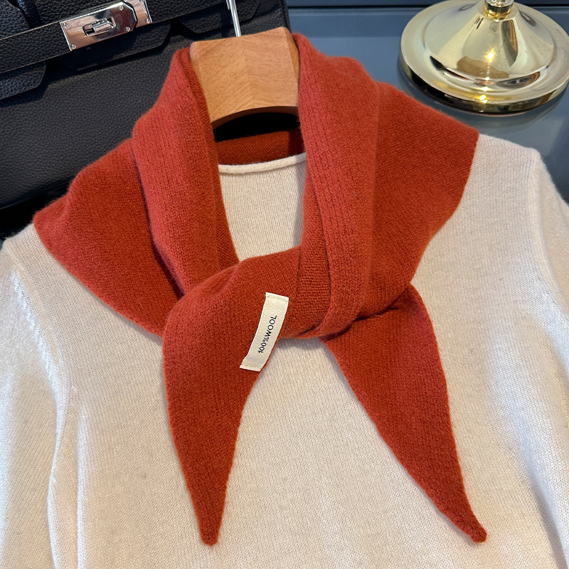 Szalik trójkątny damski z wełn – Winter Clothing Korea recenzja i cena